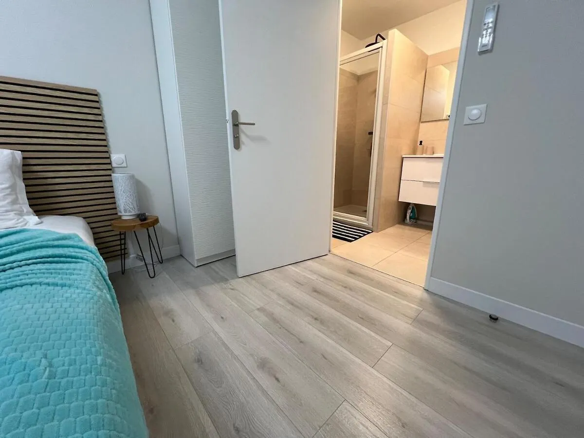 Paradis Cannes 0*,  Franciaország